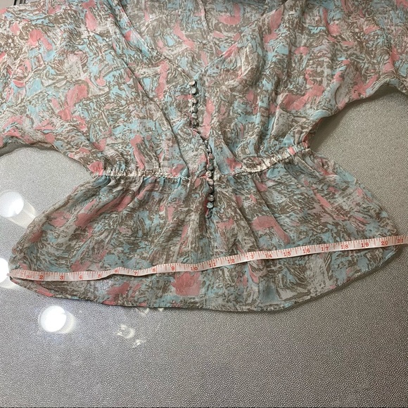 Verty Shirt - Picture 15 of 16